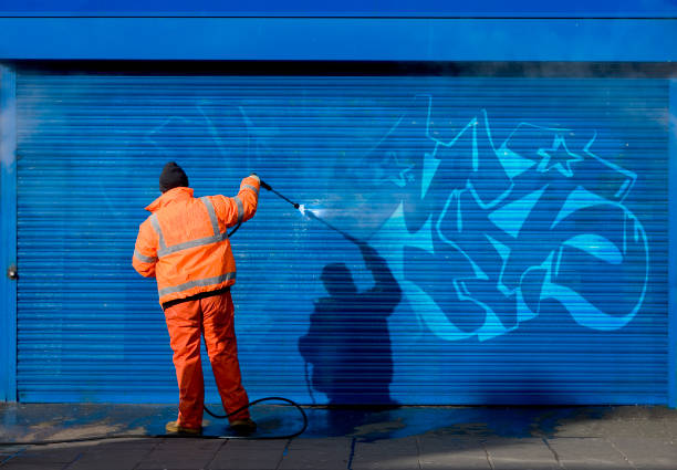 Best Garage Pressure Washing  in Centralia, WA